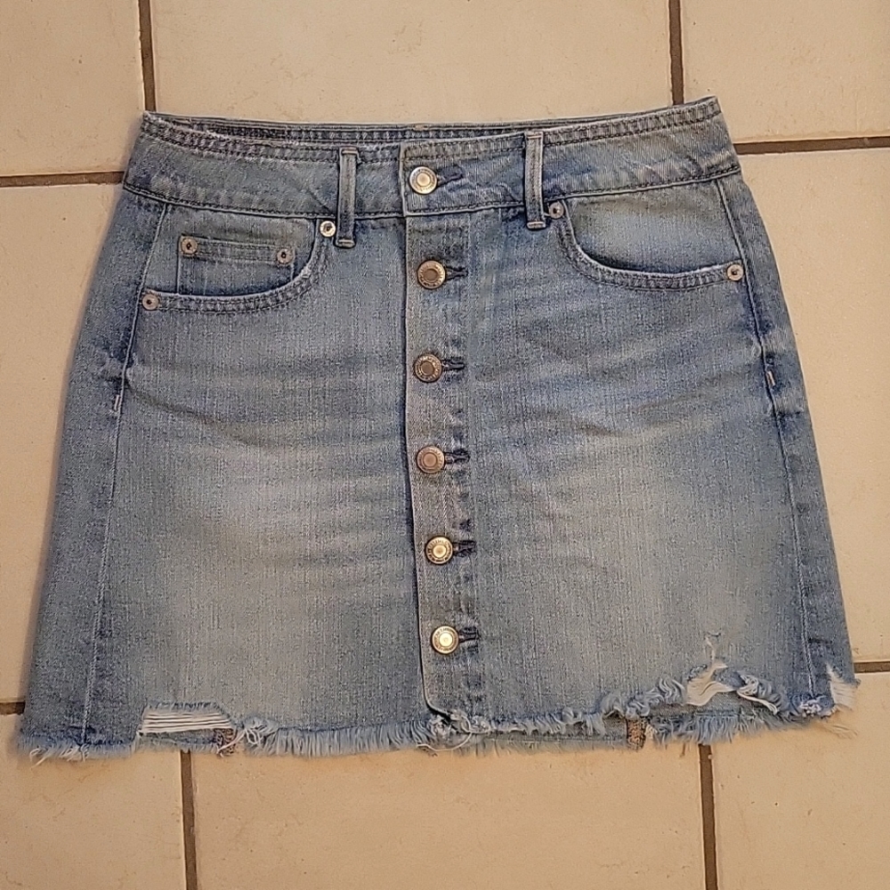 American Eagle Size 2 Jean skirt
